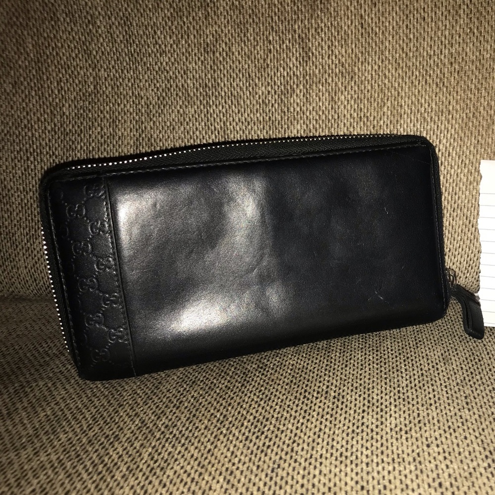 Gucci long wallet